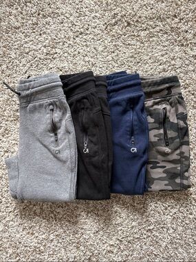 Four pairs GAP Kids slim Joggers - Grey, Black, Navy & Camo, size S 6/7
